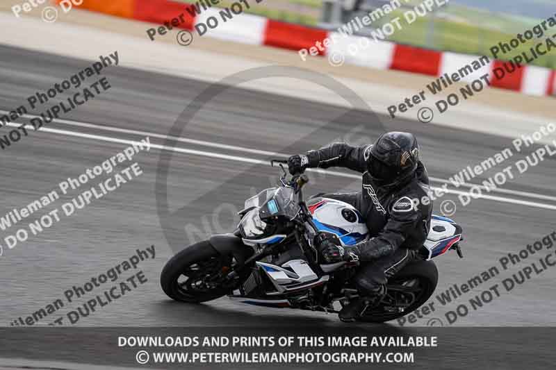 cadwell no limits trackday;cadwell park;cadwell park photographs;cadwell trackday photographs;enduro digital images;event digital images;eventdigitalimages;navarra;no limits trackdays;peter wileman photography;racing digital images;trackday digital images;trackday photos